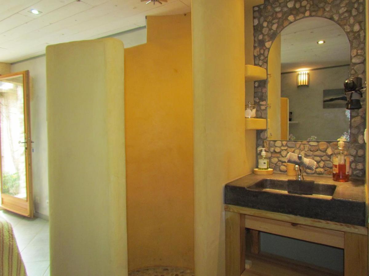 Chambre D'Hotes Des Oliviers La Roque-sur-Cèze Esterno foto