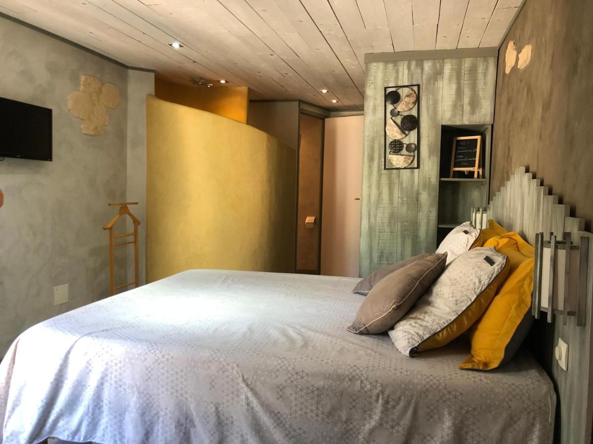 Chambre D'Hotes Des Oliviers La Roque-sur-Cèze Esterno foto